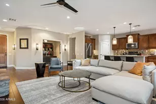 3760 E Covey Ln, Phoenix, AZ 85050 - Photo 6