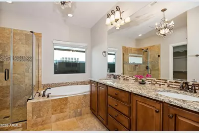 3760 E Covey Lane, Phoenix, AZ 85050 - Photo 18