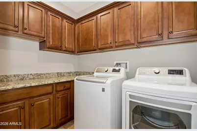 3760 E Covey Lane, Phoenix, AZ 85050 - Photo 30