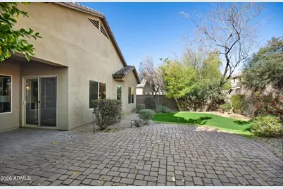 3760 E Covey Lane, Phoenix, AZ 85050 - Photo 34