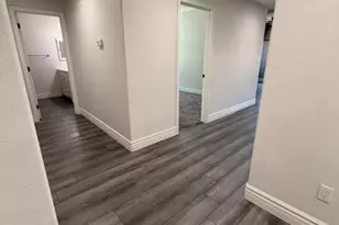 7401 W Arrowhead Clubhouse Dr, Glendale, AZ 85308 - Photo 14