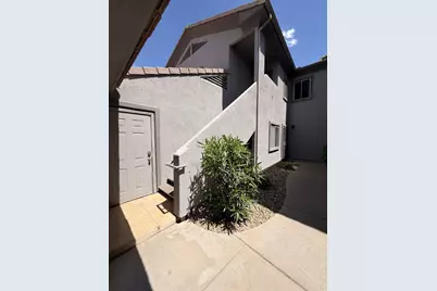 7401 W Arrowhead Clubhouse Drive #Unit 2010, Glendale, AZ 85308 - Photo 2