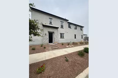 2442 W Maximo Way, Phoenix, AZ 85085 - Photo 2