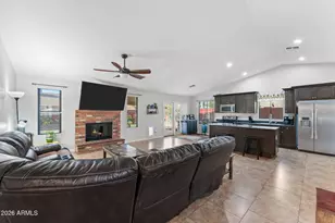 6908 W Sierra Vista Dr, Glendale, AZ 85303 - Photo 6