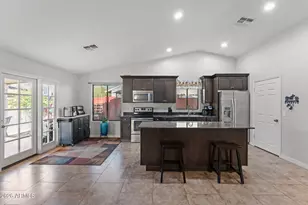 6908 W Sierra Vista Dr, Glendale, AZ 85303 - Photo 8