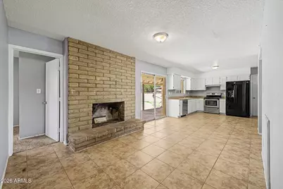 4519 W Gardenia Avenue, Glendale, AZ 85301 - Photo 8
