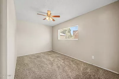 4519 W Gardenia Avenue, Glendale, AZ 85301 - Photo 14
