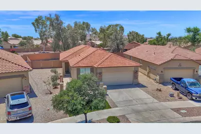21067 E Desert Hills Circle, Queen Creek, AZ 85142 - Photo 32