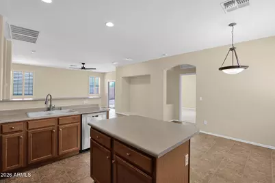 21067 E Desert Hills Circle, Queen Creek, AZ 85142 - Photo 12