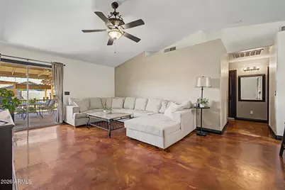 2712 W Wayland Drive, Phoenix, AZ 85041 - Photo 2