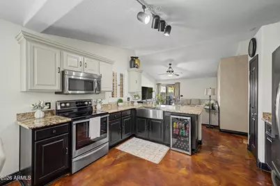 2712 W Wayland Drive, Phoenix, AZ 85041 - Photo 8