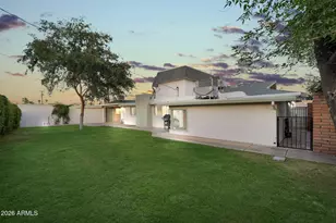 2142 W Meadow Dr, Phoenix, AZ 85023 - Photo 40