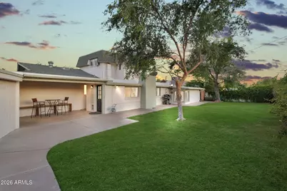 2142 W Meadow Drive, Phoenix, AZ 85023 - Photo 38