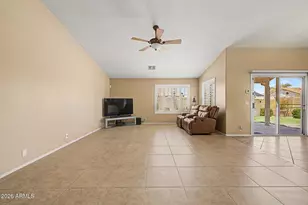 10852 W Harmony Ln, Peoria, AZ 85373 - Photo 6