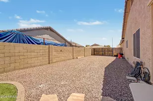 10852 W Harmony Ln, Peoria, AZ 85373 - Photo 32