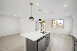 22318 W Irma Ln, Surprise, AZ 85387 - Photo 8