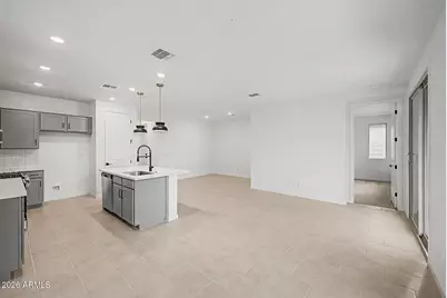 22318 W Irma Lane, Surprise, AZ 85387 - Photo 6