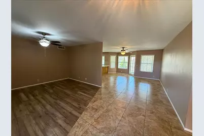 18730 N 98th Lane, Peoria, AZ 85382 - Photo 14