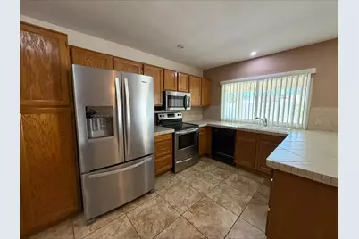 18730 N 98th Lane, Peoria, AZ 85382 - Photo 8