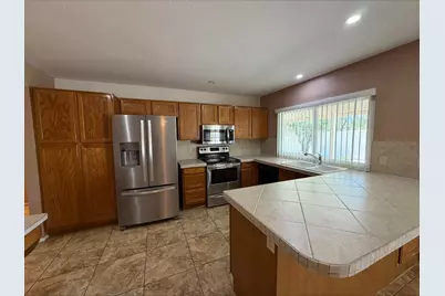 18730 N 98th Lane, Peoria, AZ 85382 - Photo 10