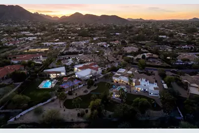9071 N 53rd Place, Paradise Valley, AZ 85253 - Photo 32