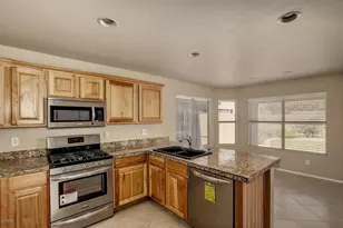 4726 E Mossman Rd, Phoenix, AZ 85050 - Photo 6