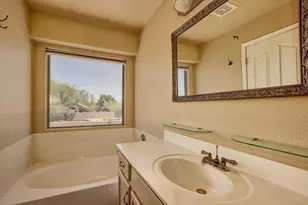 4726 E Mossman Rd, Phoenix, AZ 85050 - Photo 14