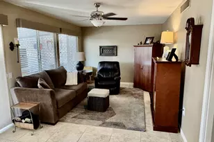 9310 W Hidden Valley Cir, Sun City, AZ 85351 - Photo 10