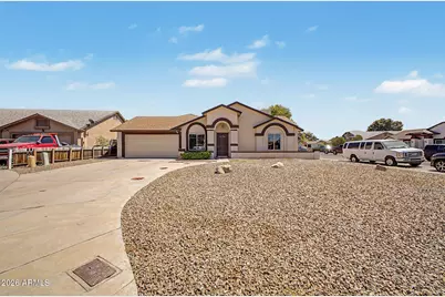 6937 W Sheila Lane, Phoenix, AZ 85033 - Photo 1