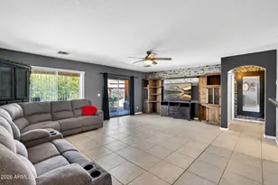 528 S 111th Pl, Mesa, AZ 85208 - Photo 4
