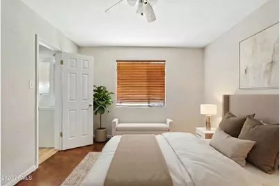 3827 E Weldon Avenue, Phoenix, AZ 85018 - Photo 12