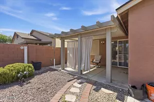 878 E Silversmith Trail, San Tan Valley, AZ 85143 - Photo 24