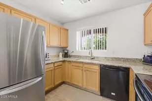 878 E Silversmith Trail, San Tan Valley, AZ 85143 - Photo 6