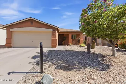 878 E Silversmith Trail, San Tan Valley, AZ 85143 - Photo 2