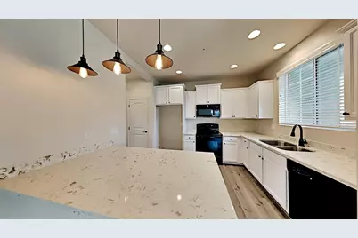 4703 E Waterman Street #102, Gilbert, AZ 85297 - Photo 6