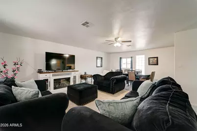 5438 W Roanoke Avenue, Phoenix, AZ 85035 - Photo 4