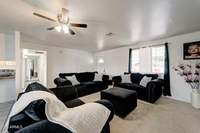 5438 W Roanoke Avenue, Phoenix, AZ 85035 - Photo 6