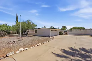 1703 S Regency Dr, Sierra Vista, AZ 85635 - Photo 2