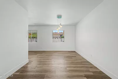 4316 W Rose Lane, Glendale, AZ 85301 - Photo 8