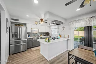 11409 N 57th Dr, Glendale, AZ 85304 - Photo 8