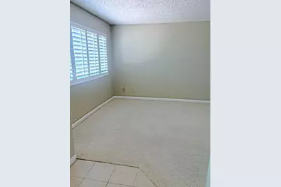 10110 N 97th Drive #Apt A, Peoria, AZ 85345 - Photo 2