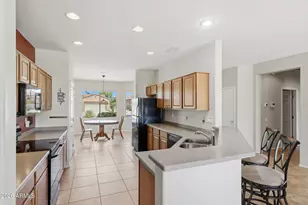 20707 N Canyon Whisper Dr, Surprise, AZ 85387 - Photo 16