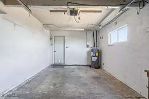 3202 W Acapulco Ln, Phoenix, AZ 85053 - Photo 32