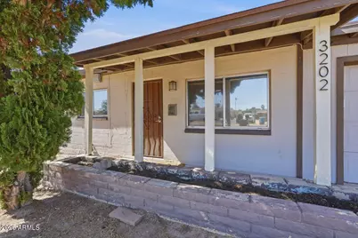 3202 W Acapulco Lane, Phoenix, AZ 85053 - Photo 4