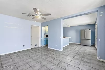 3202 W Acapulco Lane, Phoenix, AZ 85053 - Photo 12