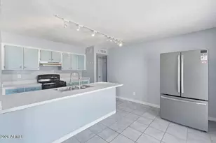 3202 W Acapulco Ln, Phoenix, AZ 85053 - Photo 16