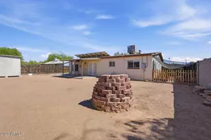 3202 W Acapulco Ln, Phoenix, AZ 85053 - Photo 34