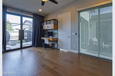 215 E Ashwood Place, Phoenix, AZ 85012 - Photo 28