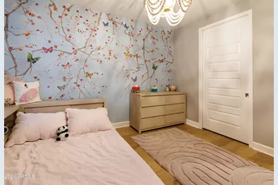 215 E Ashwood Place, Phoenix, AZ 85012 - Photo 24