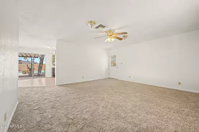 9438 N 16th Place, Phoenix, AZ 85020 - Photo 8